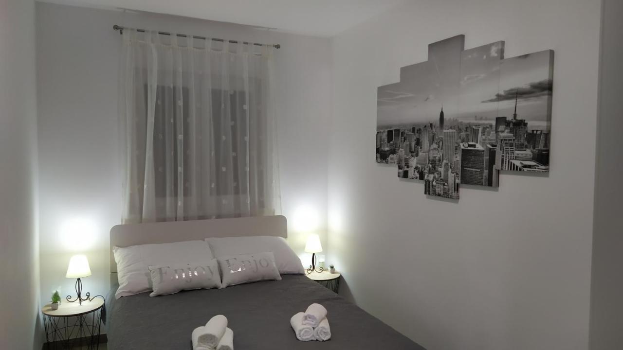 Urban Apartment Vukic Traù Esterno foto
