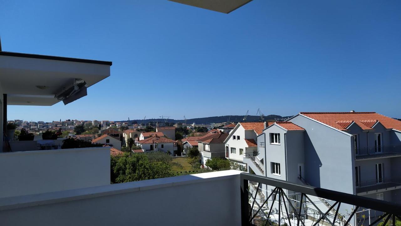 Urban Apartment Vukic Traù Esterno foto